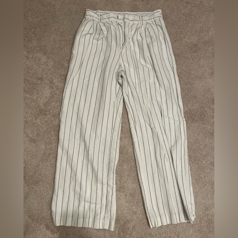 GAP Beige Chinos Relaxed Fit High-Waisted size 8